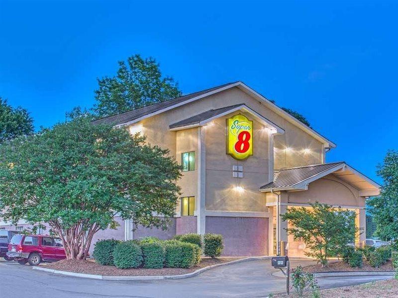 ซูเปอร์ 8 บาย วินด์แฮม ชาร์ลอตส์วิลล์ Hotel ชาร์ลอตต์สวิลล์ ภายนอก รูปภาพ