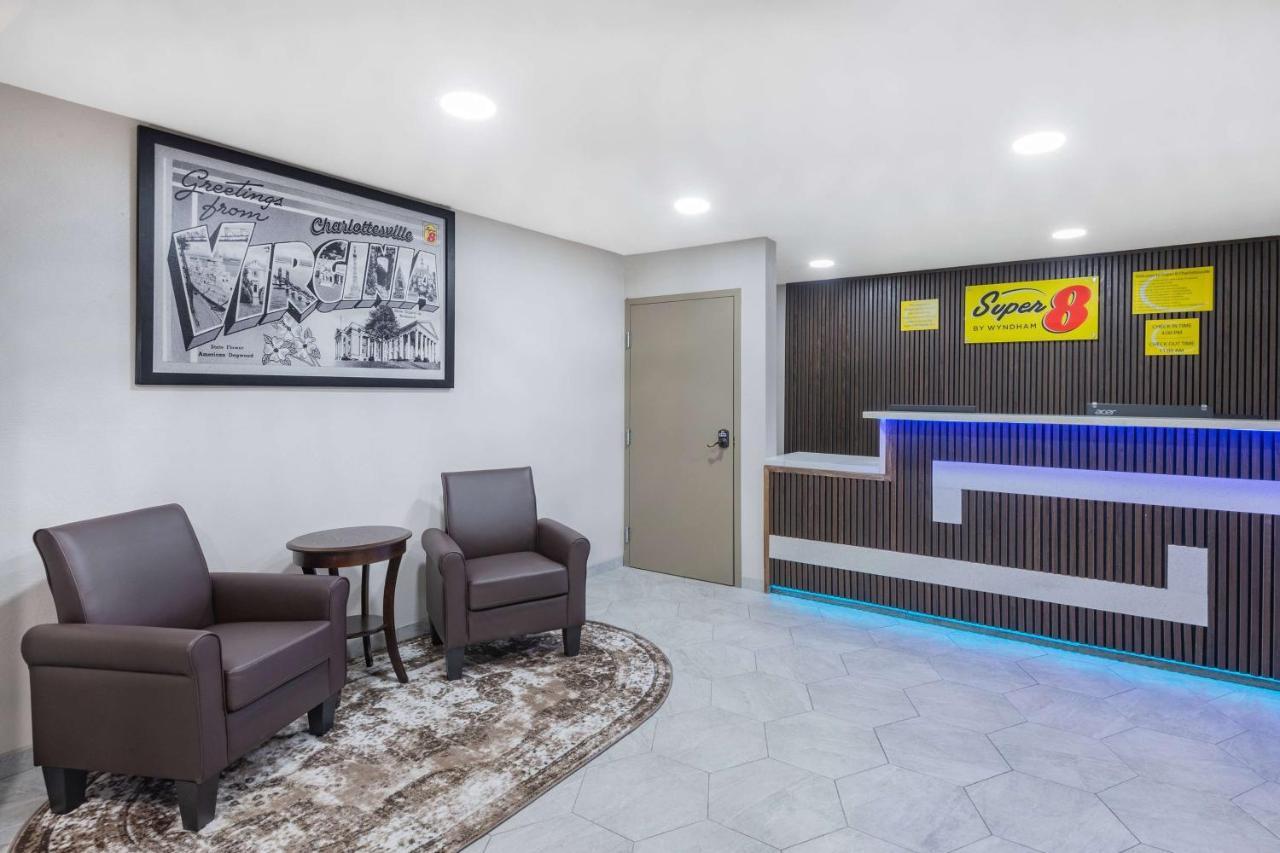 ซูเปอร์ 8 บาย วินด์แฮม ชาร์ลอตส์วิลล์ Hotel ชาร์ลอตต์สวิลล์ ภายนอก รูปภาพ